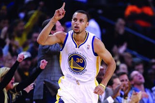 篮球CBA球员连续三场得分上双