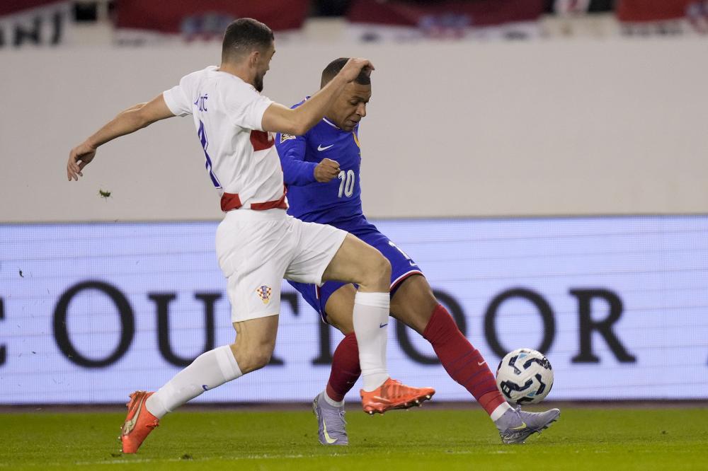 巴黎队史第九次在欧冠负于拜仁仅次于皇萨